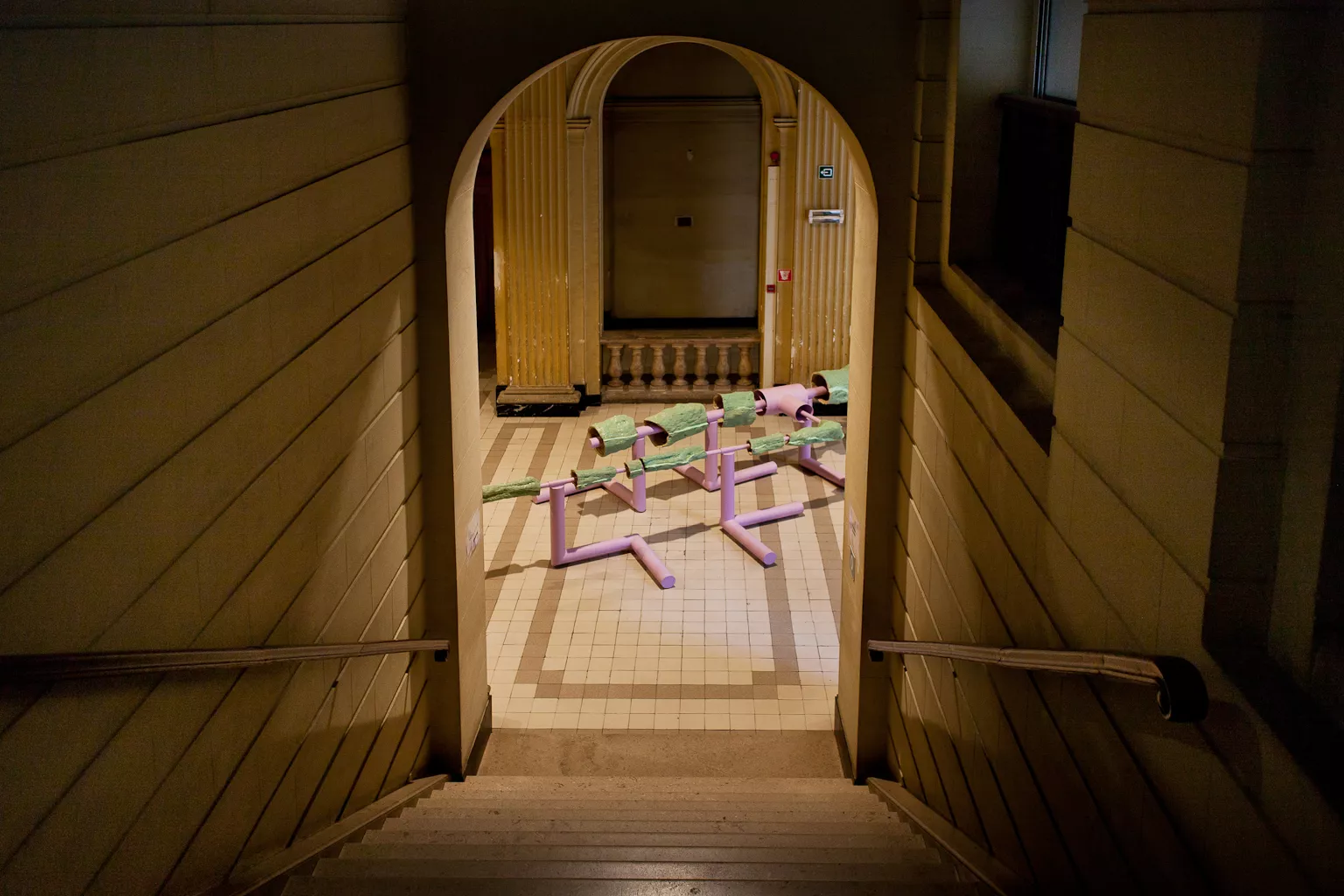 Tine Deboelpaep, group exhibition ‘I Object’ at former courthouse (Ghent)